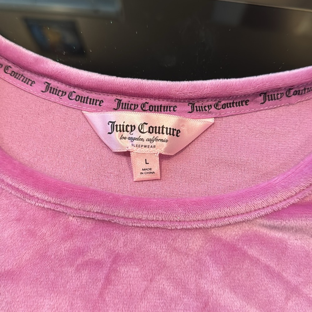 Juicy Couture Pink Pajama Set Plush Long-Sleeve Top and Shorts - Picture 3 of 8